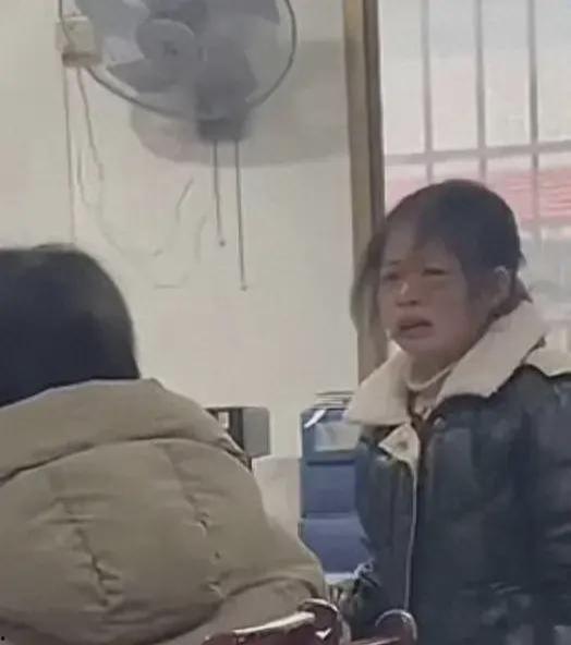 吃瓜打架的学生,吃瓜打架事件背后的青春故事